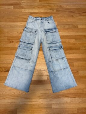 Zara Light Wash Denim Wide-Leg Cargos